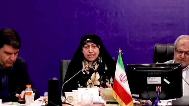محمدبیگی: گران کردن بنزین در این موقعیت آتش جدیدی برای فتنه است
